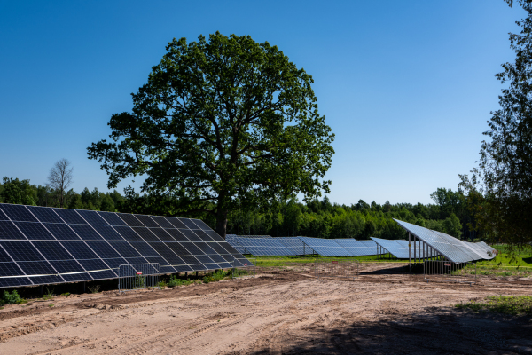 “SUNLY” STIPRINA POZĪCIJAS BALTIJAS ENERĢIJAS TIRGŪ – LATVIJAS BALANSĒŠANAS TIRGŪ PIEDĀVĀ LĪDZ 100 MW JAUDAS